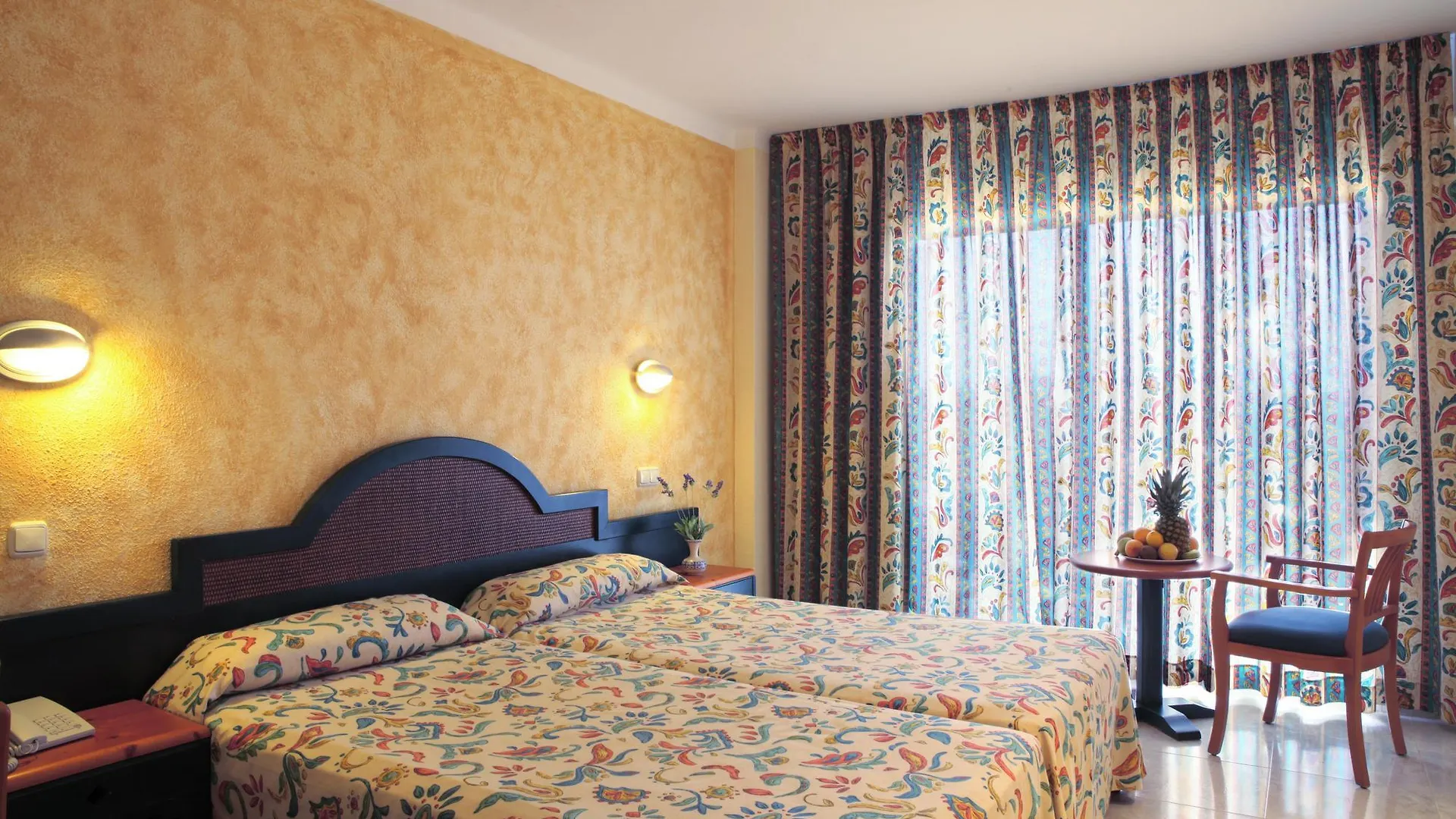 Hotel Moon Dreams Coral Beach Es Cana 3*,
